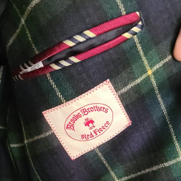 Standout Brooks Brothers Red Fleece Blazer – Moon Mills Plaid (42R) - Picture 3 of 7